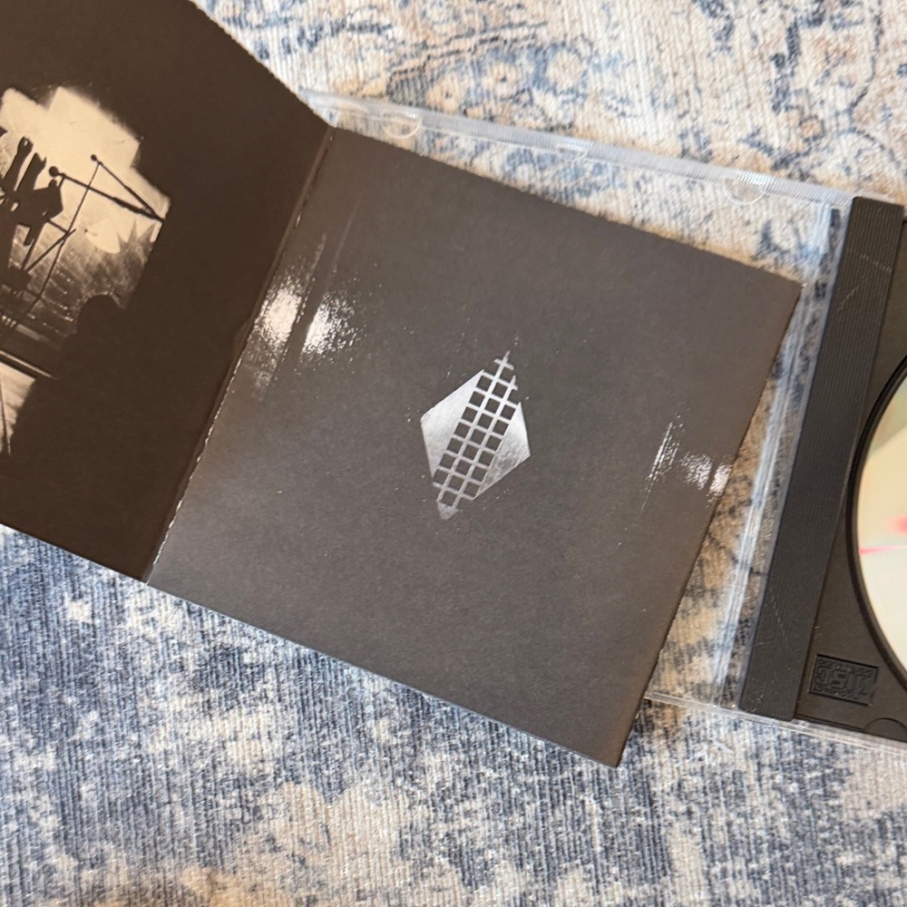 R.E.M. New Adventures in Hi-Fi CD, 1996 - Picture 7 of 9